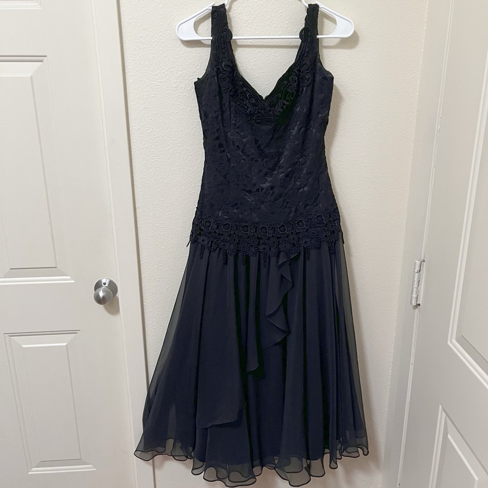 •JESSICA MCCLINTOCK• Vintage Black Chiffon Low Waist Embroidered Body Li…
